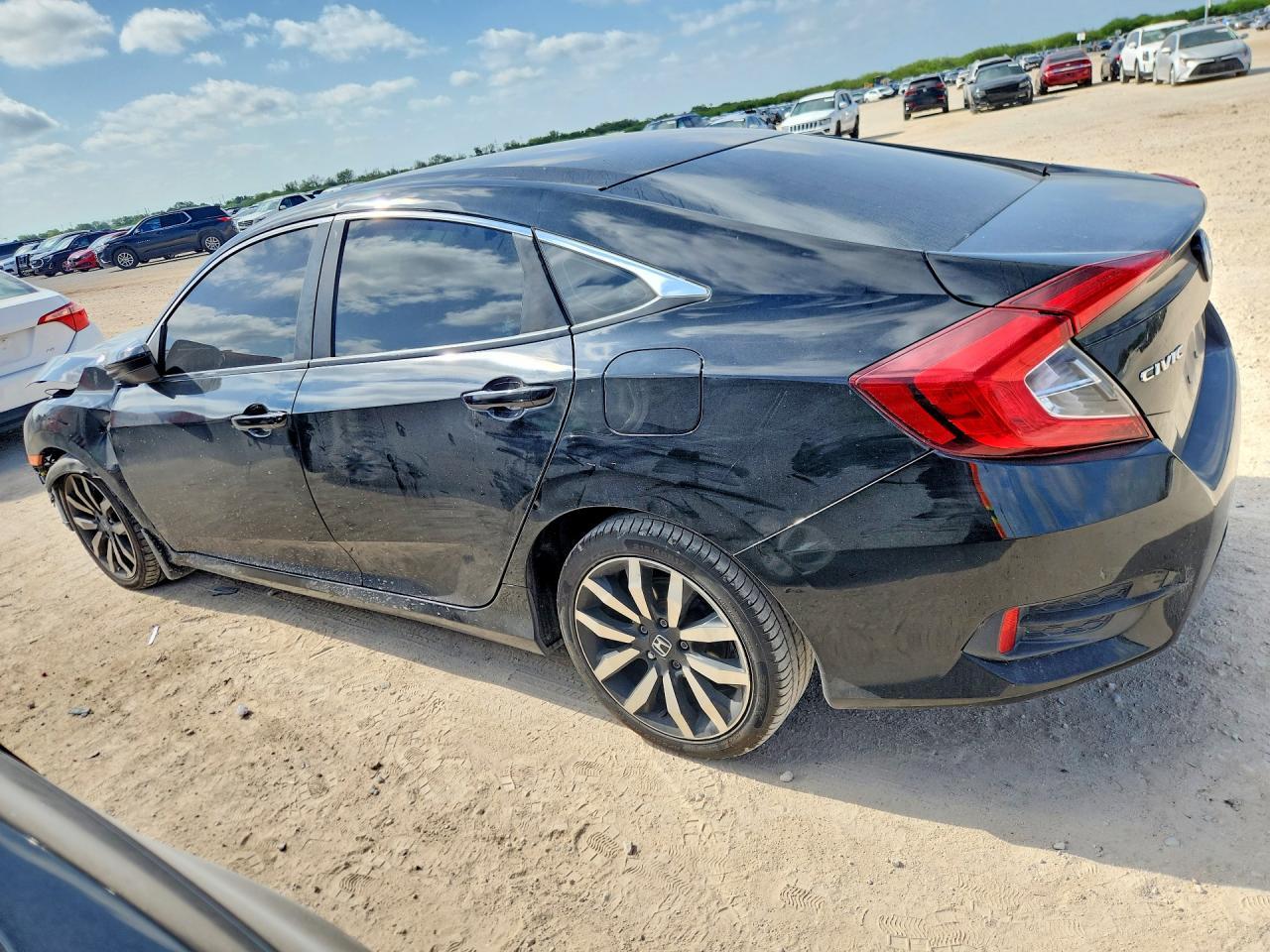 2018 Honda Civic Lx - Фото 2