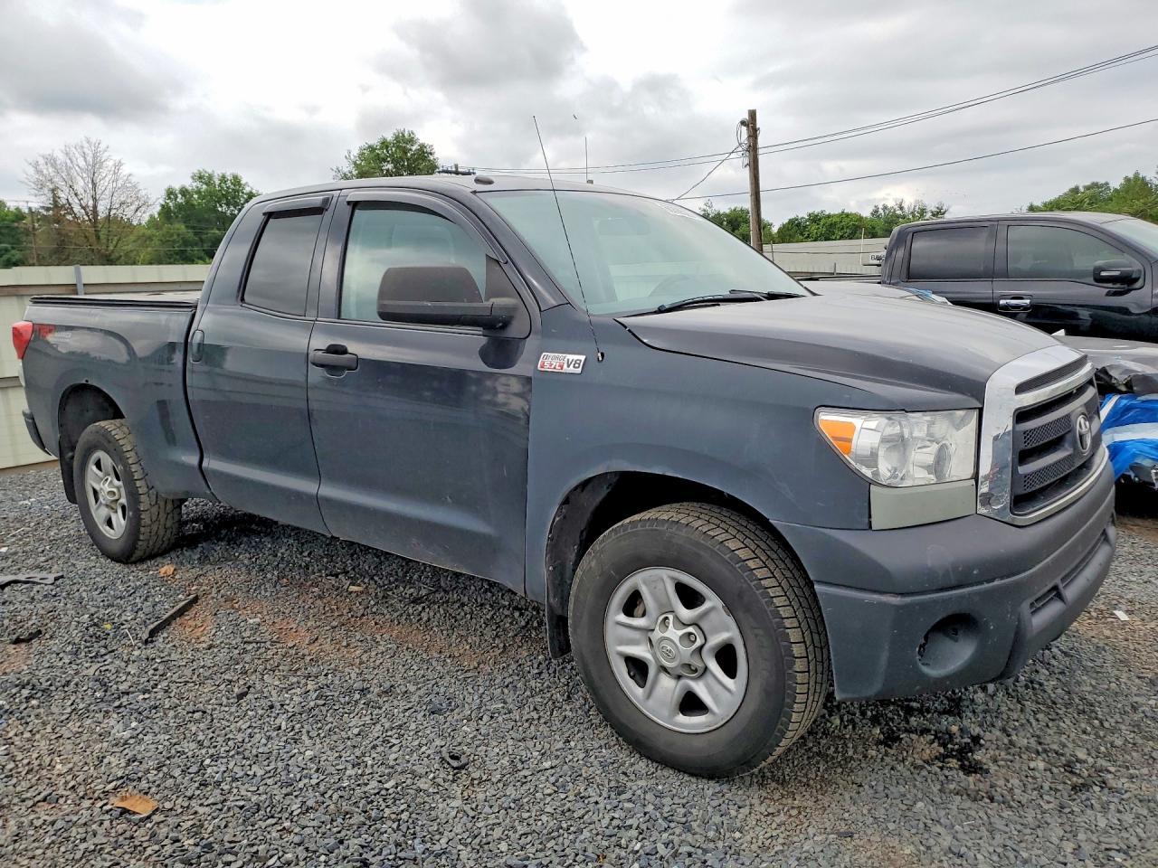 2011 Toyota Tundra Double Cab Sr5 - Фото 4