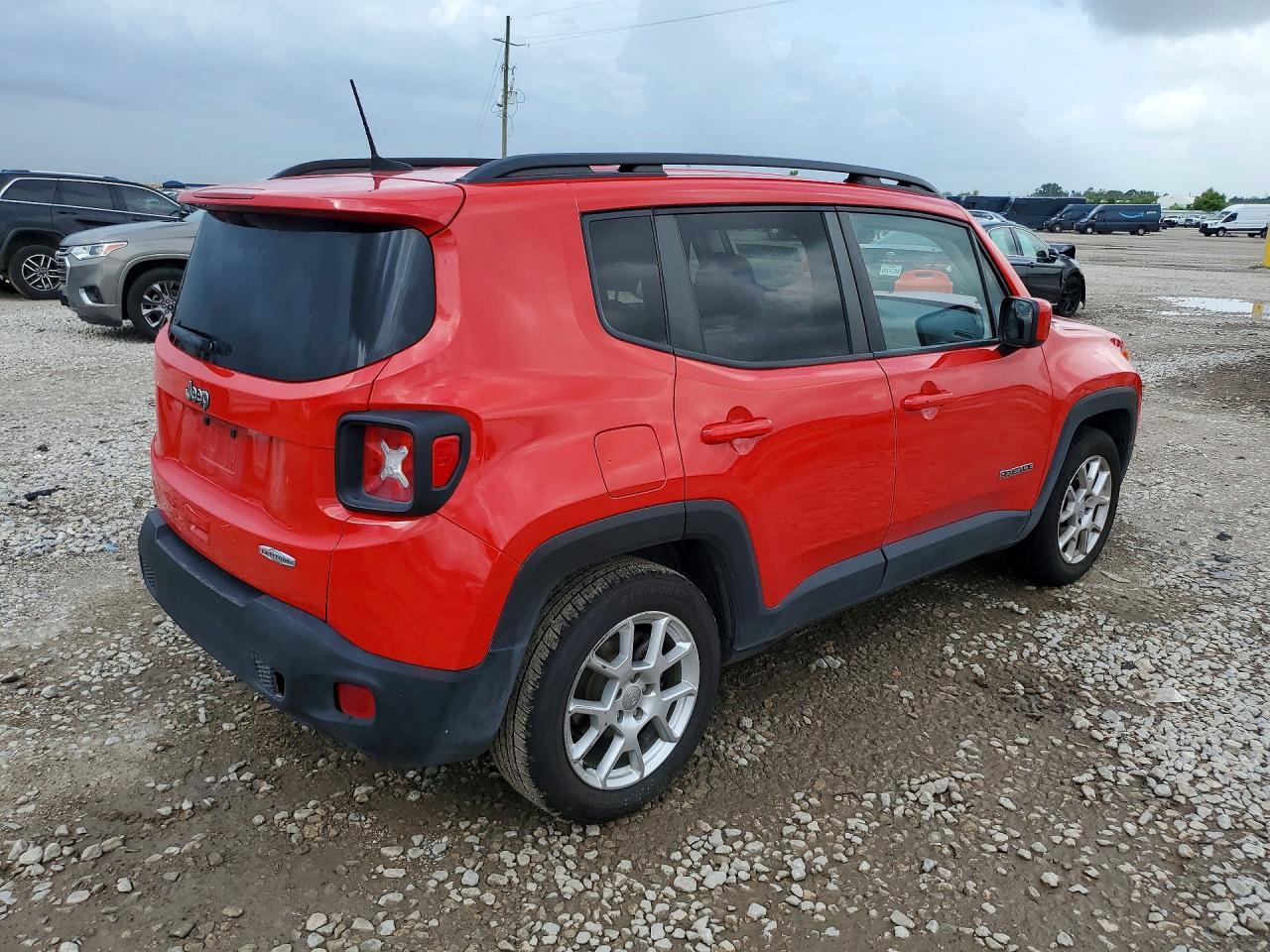 2019 Jeep Renegade Latitude - Фото 3