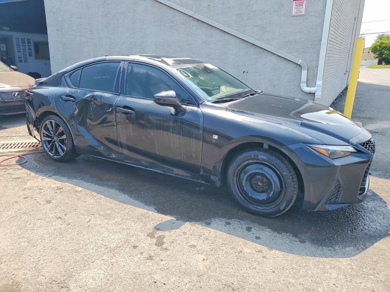 2025 Lexus Is 350 F Sport - Image 4