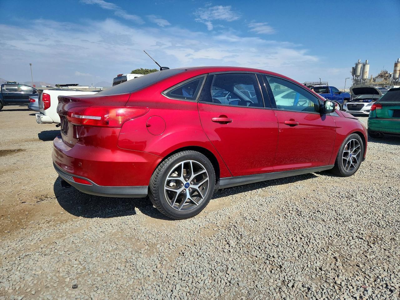 2017 Ford Focus Sel - Image 3