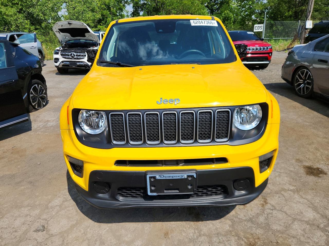 2023 Jeep Renegade Latitude - Фото 5