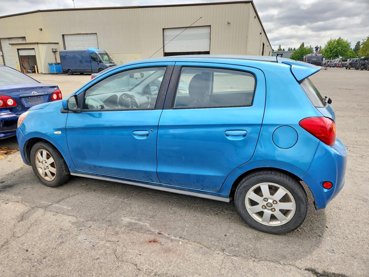 2014 Mitsubishi Mirage Es - Фото 2
