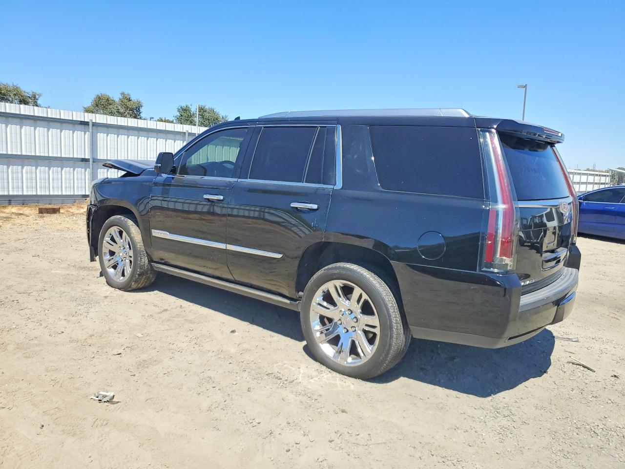 2015 Cadillac Escalade Premium - Image 2