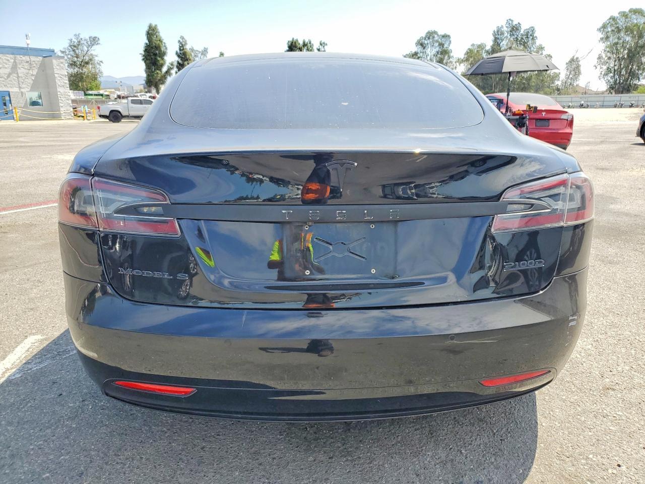 2016 Tesla Model S - Фото 6