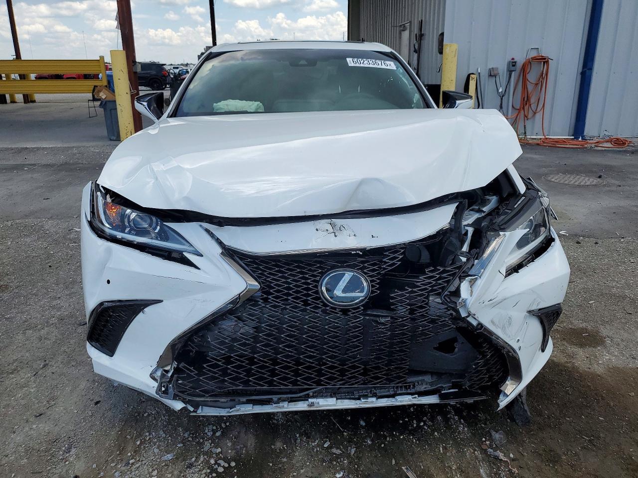 2024 Lexus Es 350 F Sport Handling - Image 5