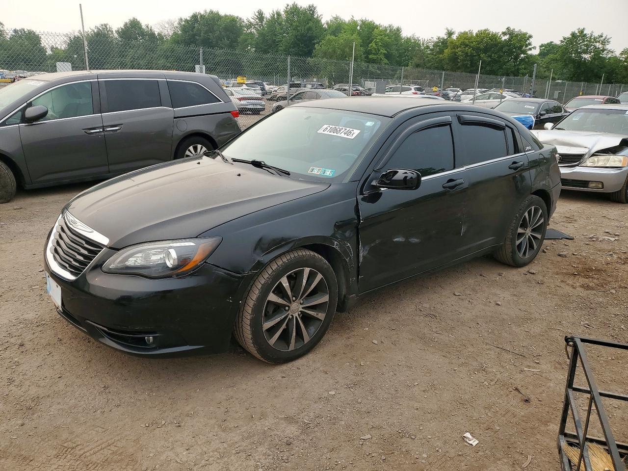 2014 Chrysler 200 Touring