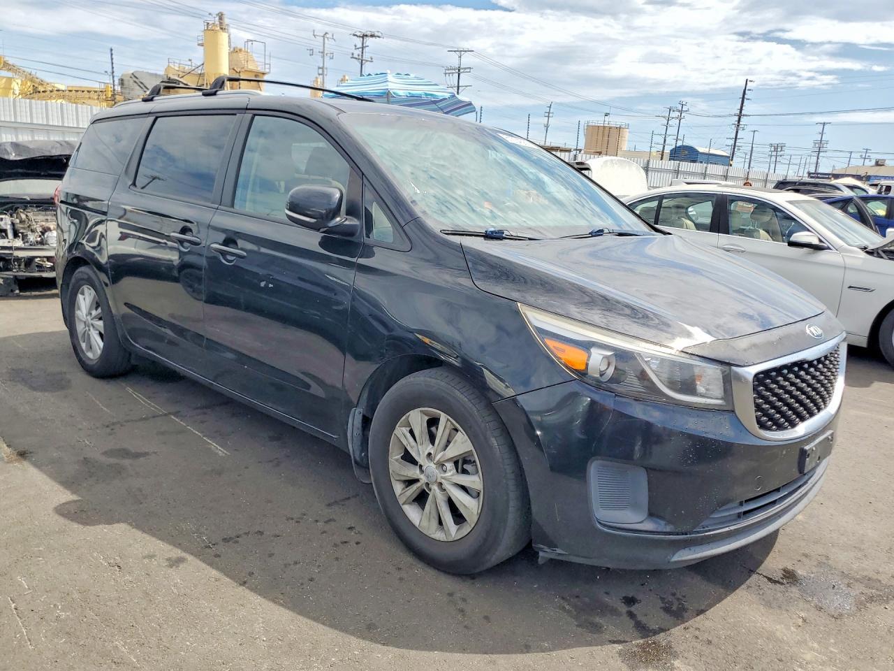2016 Kia Sedona Lx - Фото 4
