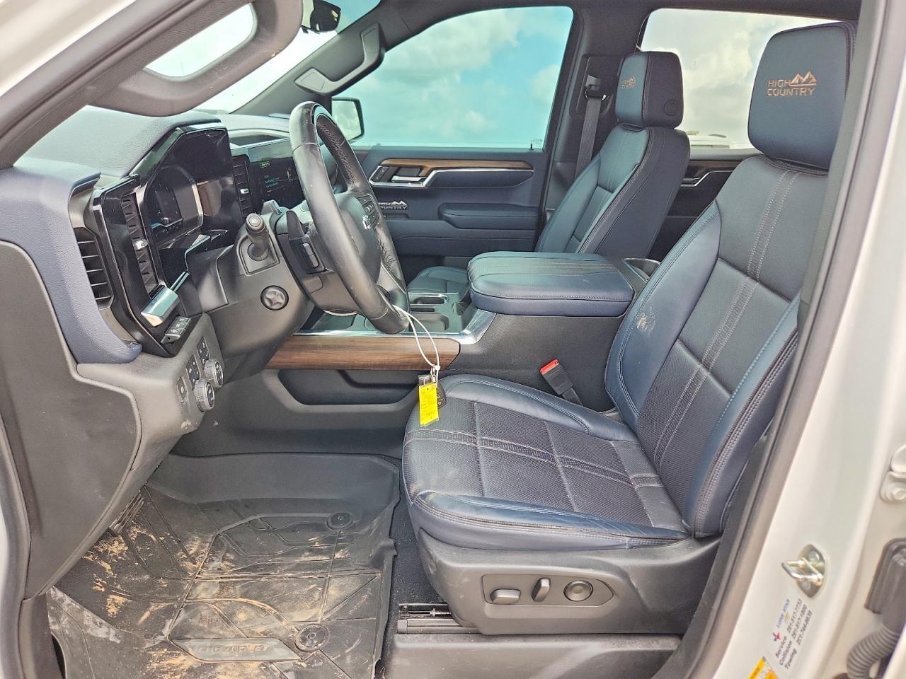 2023 Chevrolet Silverado K1500 High Country - Фото 7