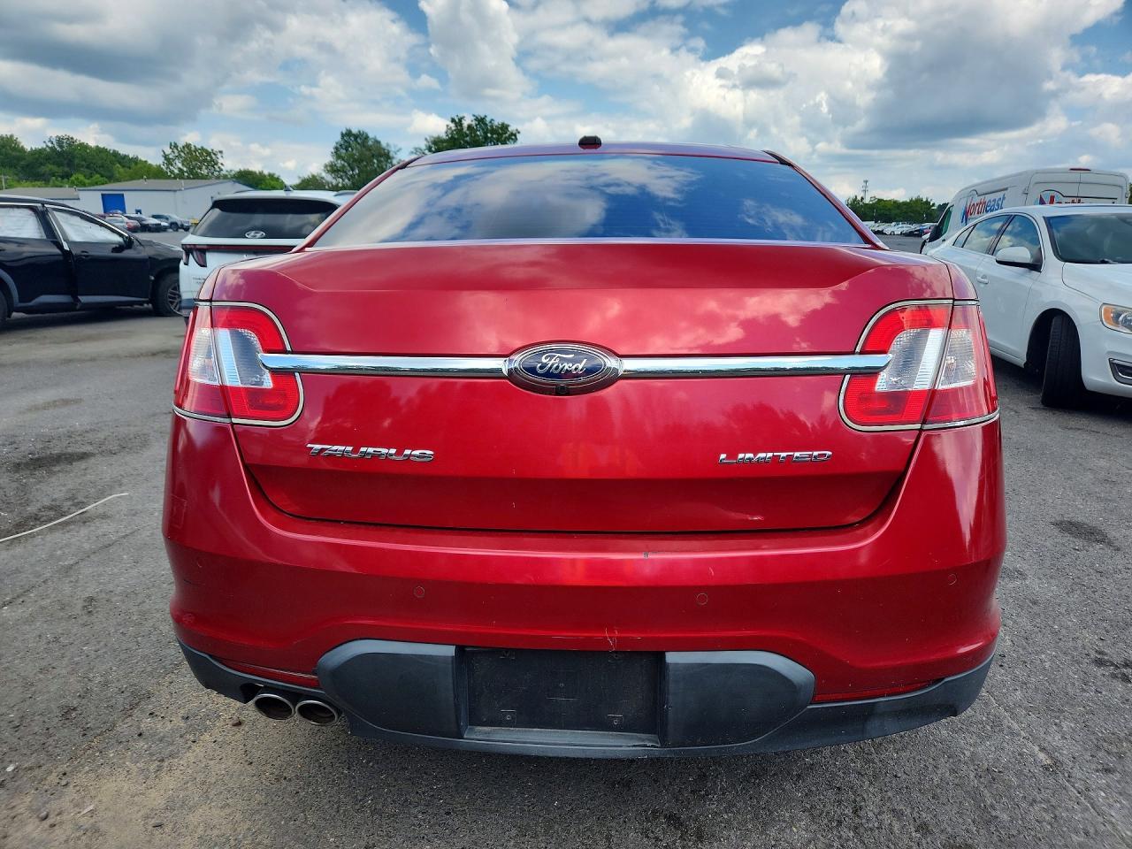 2010 Ford Taurus Limited - Фото 6