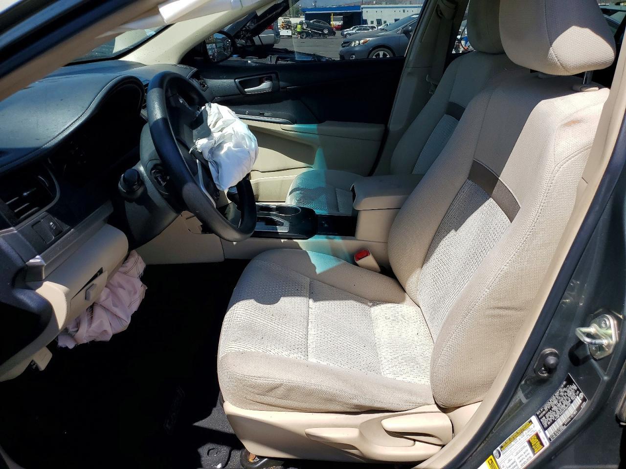 2014 Toyota Camry Le - Фото 7