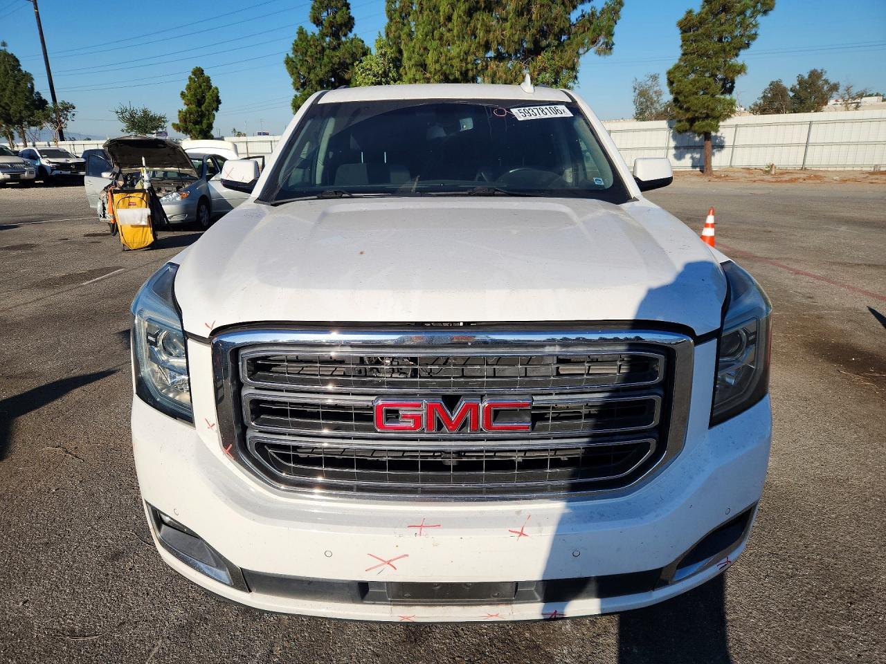 2018 GMC Yukon Sle - Image 5