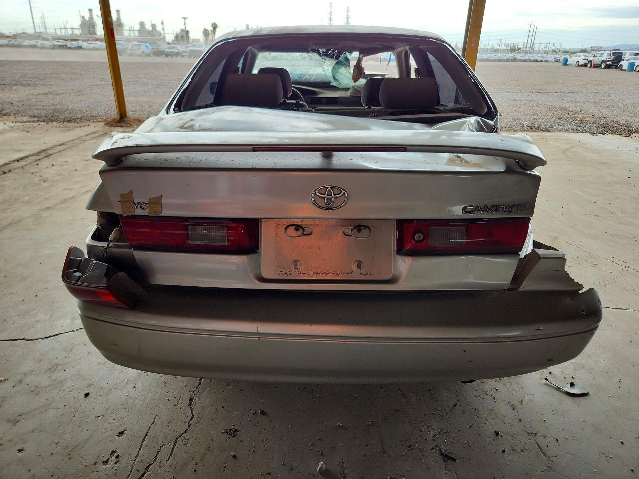 1997 Toyota Camry Le - Image 6