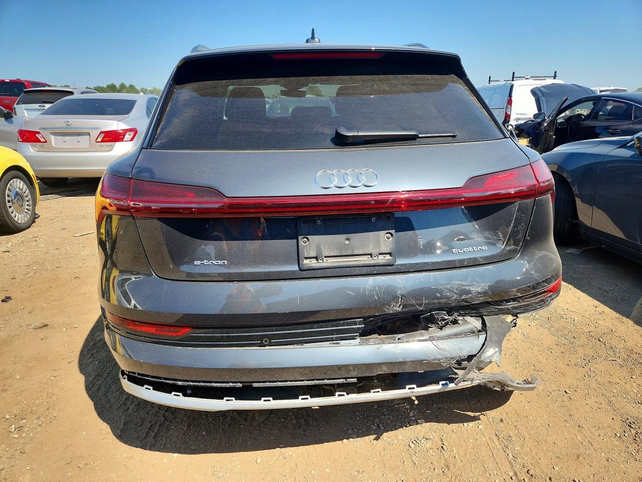 2021 Audi E-Tron Premium - Фото 6