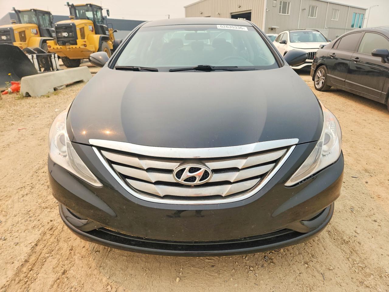 2013 Hyundai Sonata Gls - Image 5
