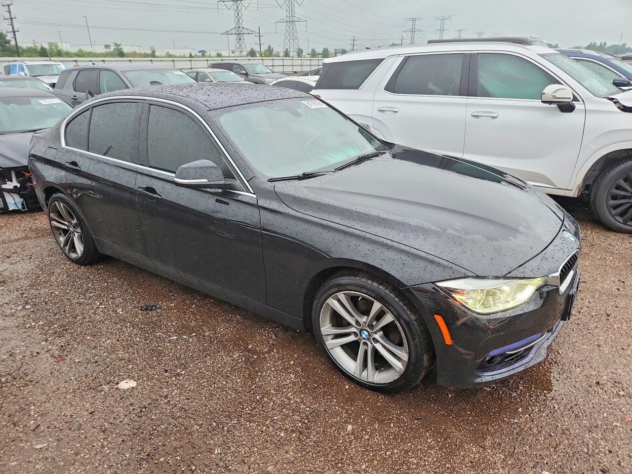 2018 BMW 330 Xi - Image 4