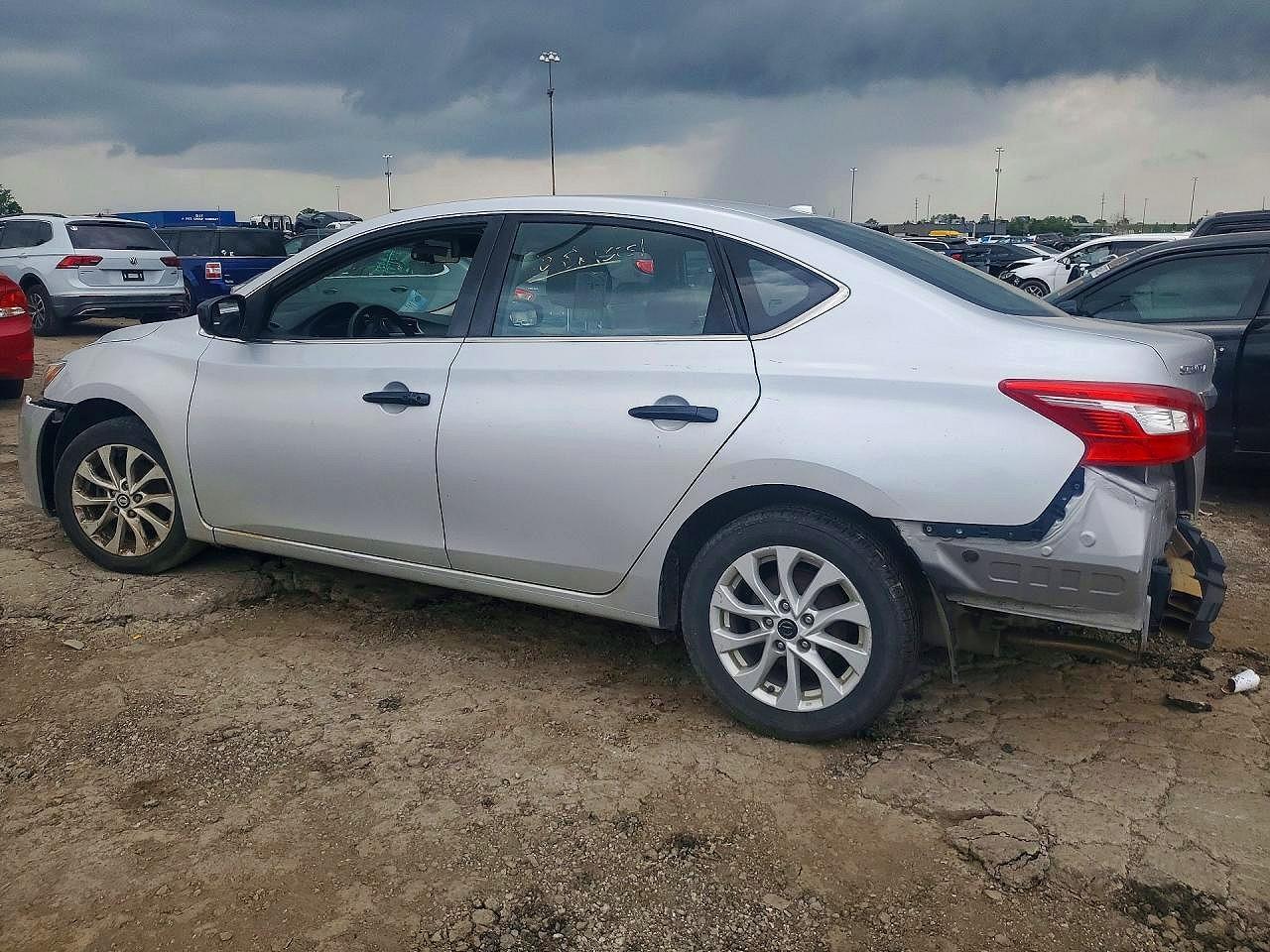 2019 Nissan Sentra Sv - Фото 2