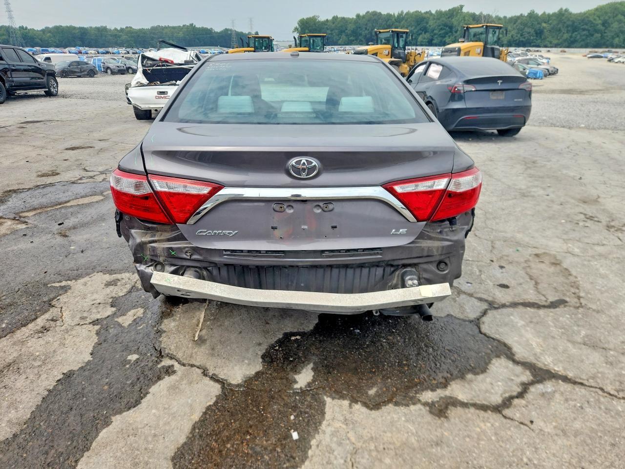 2015 Toyota Camry Le - Фото 6