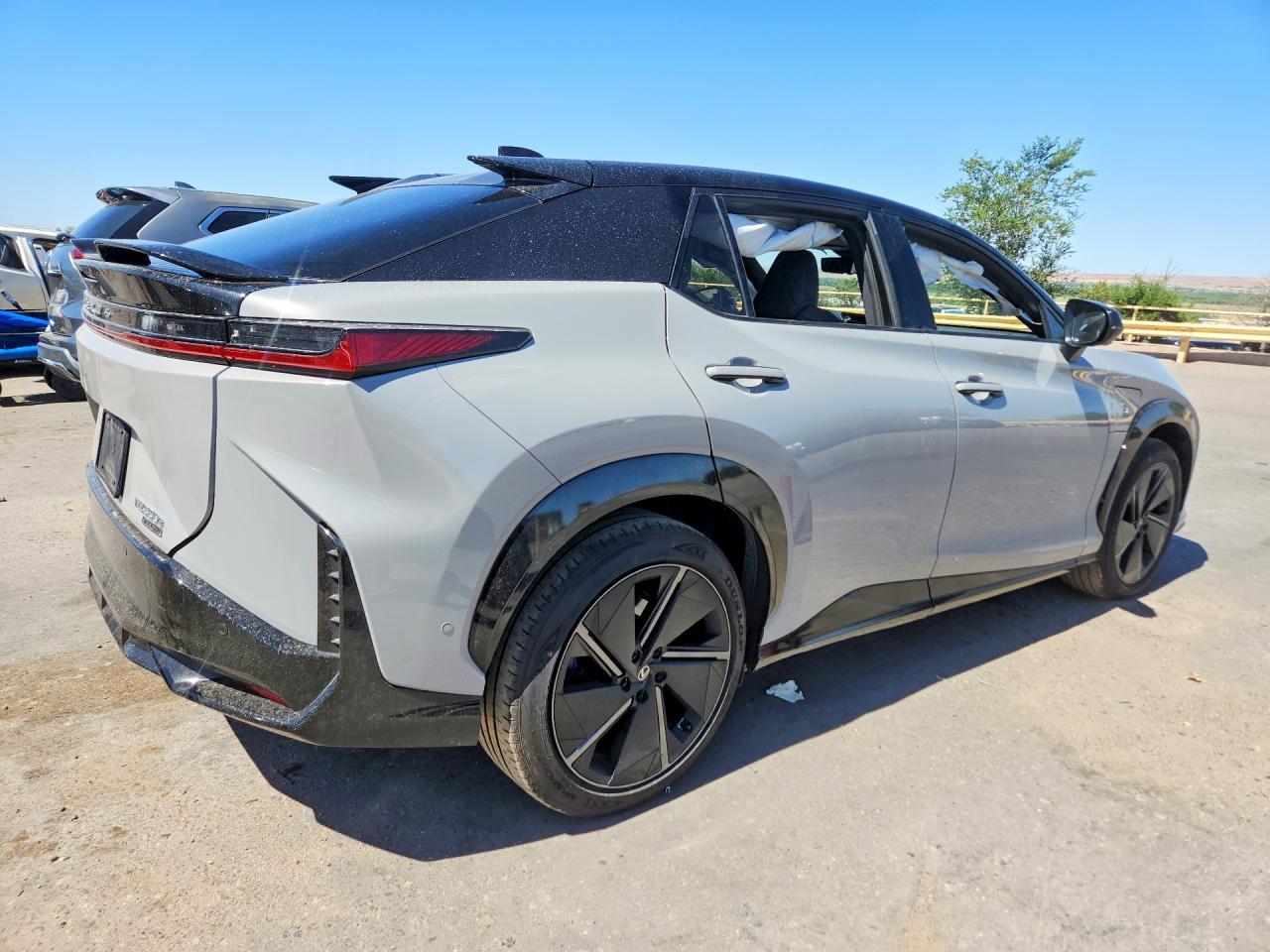2026 Lexus Rz 550E F Sport - Фото 3