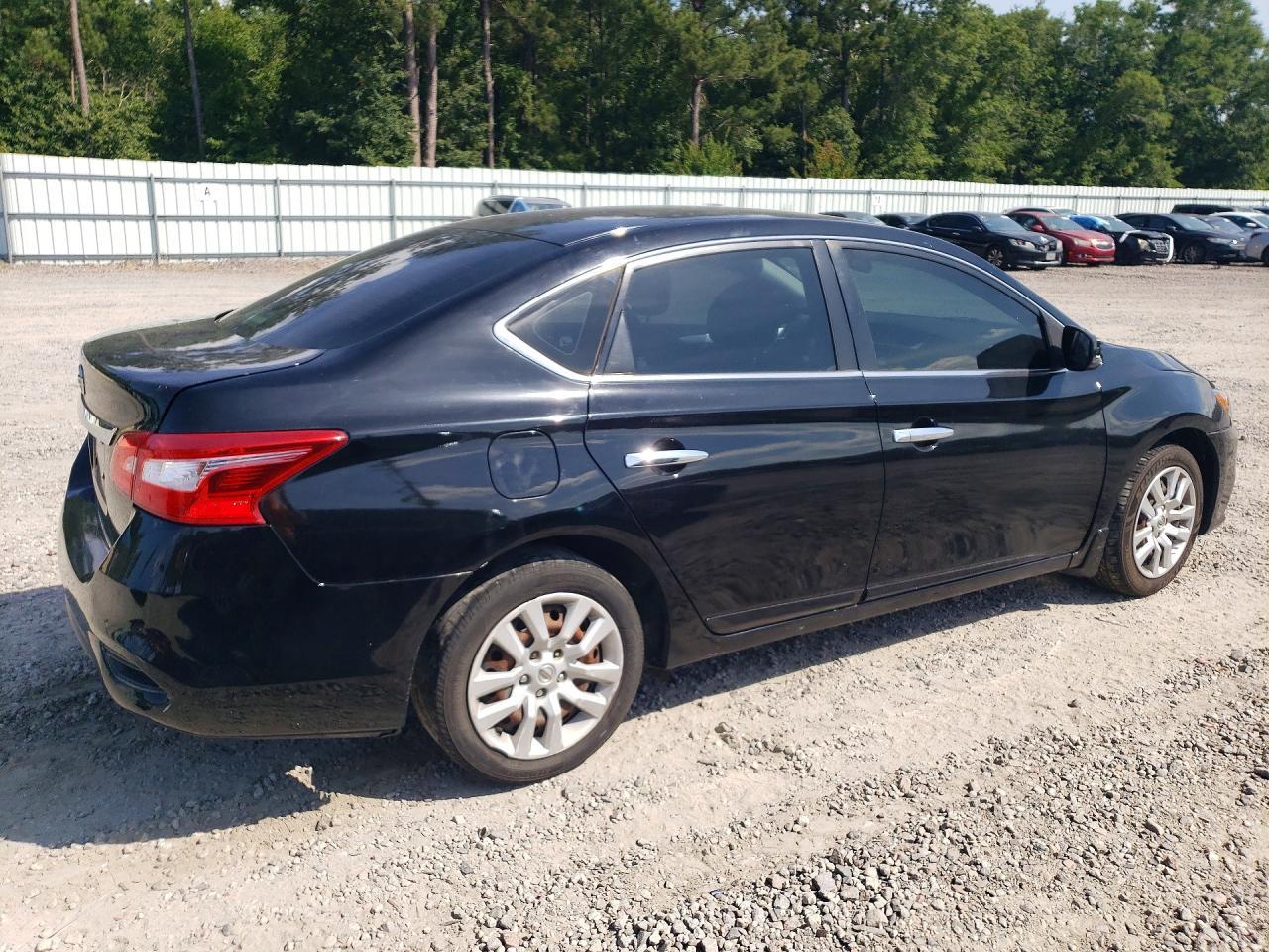 2018 Nissan Sentra S - Фото 3