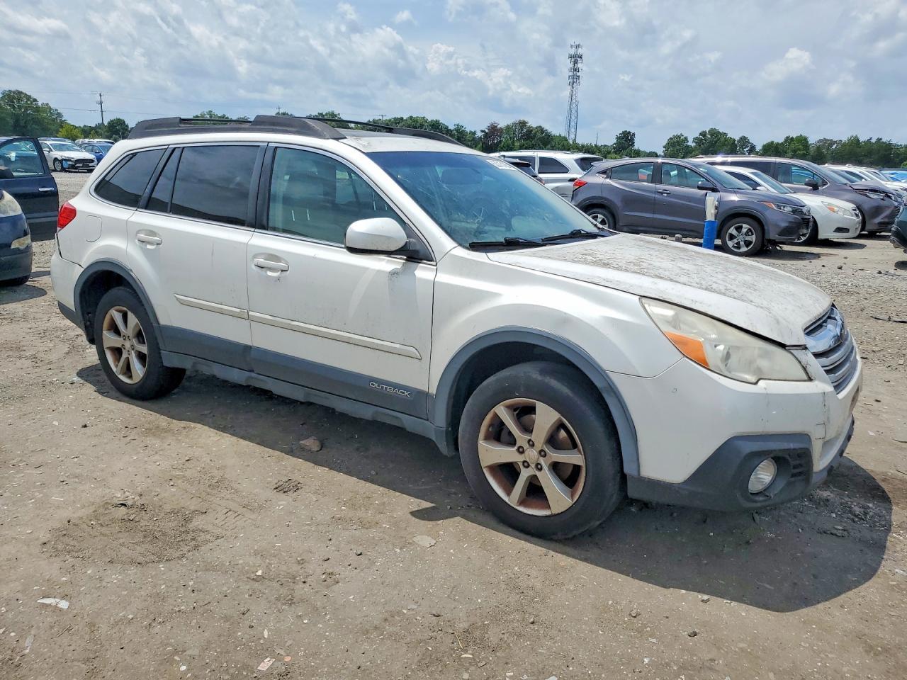 2014 Subaru Outback 2.5I Limited - Image 4