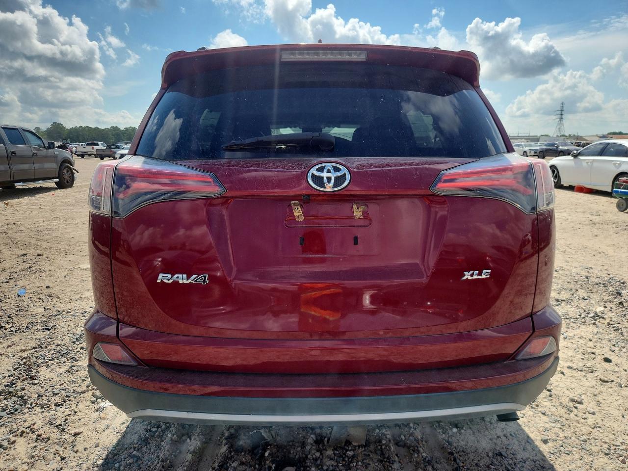2018 Toyota Rav4 Xle - Фото 6