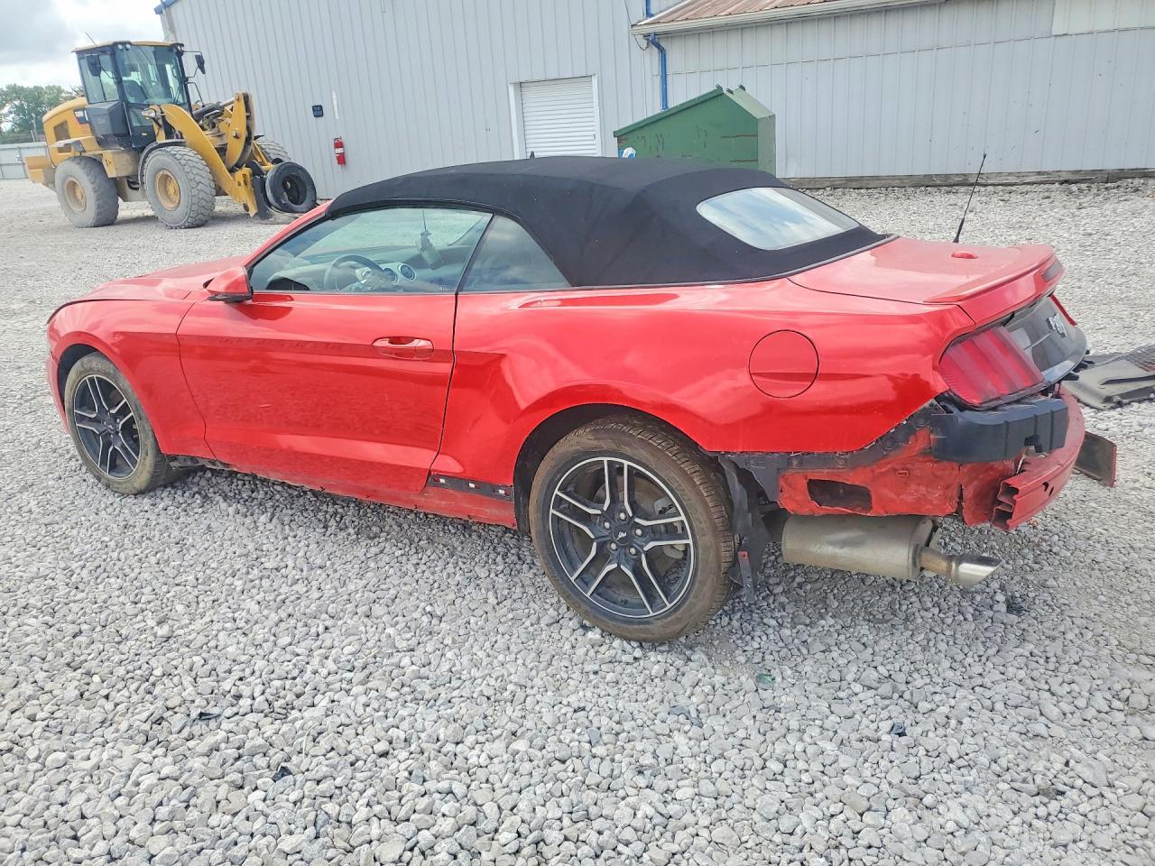 2020 Ford Mustang - Фото 2