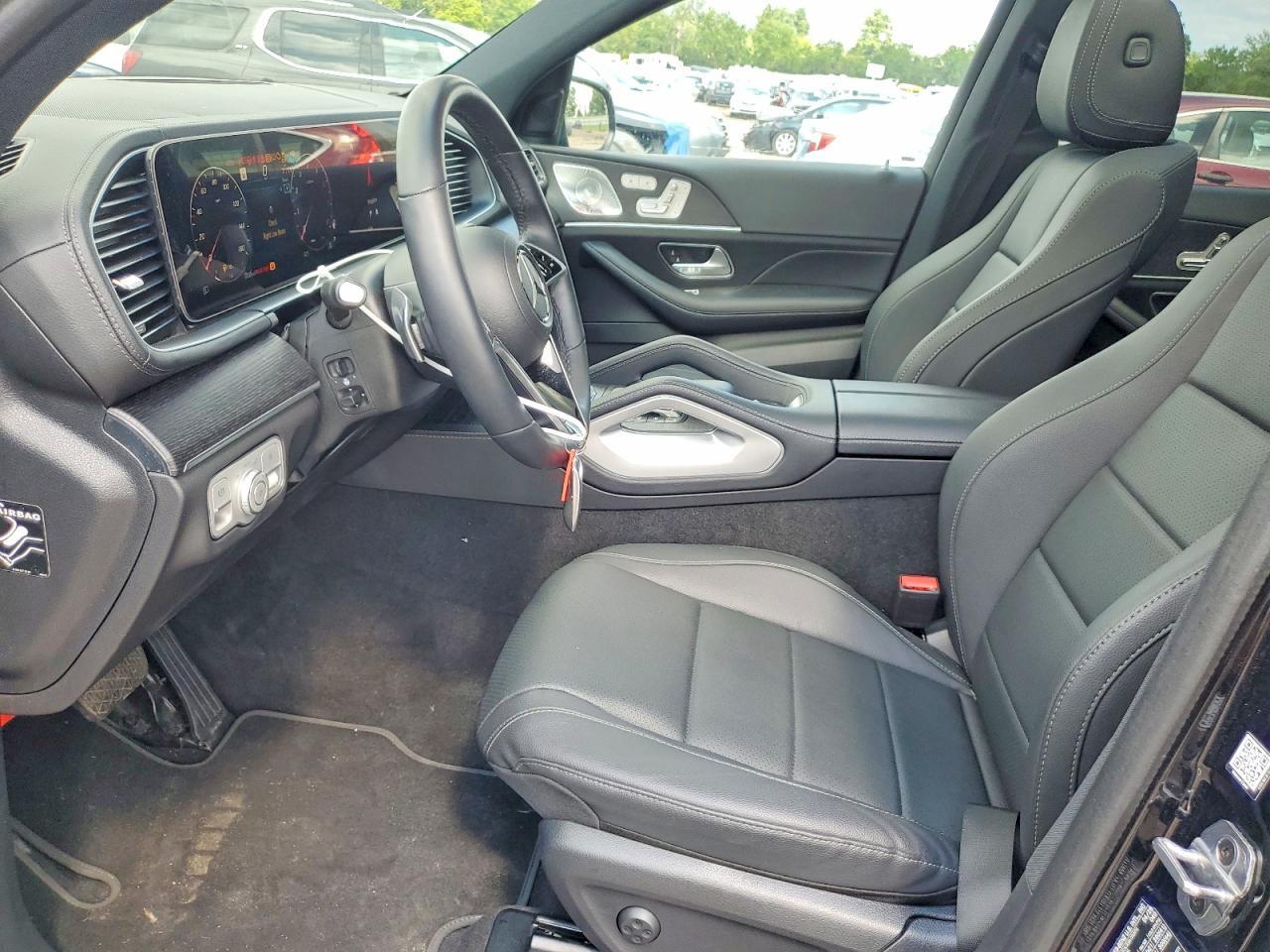 2025 Mercedes-Benz Gls 450 4Matic - Image 7