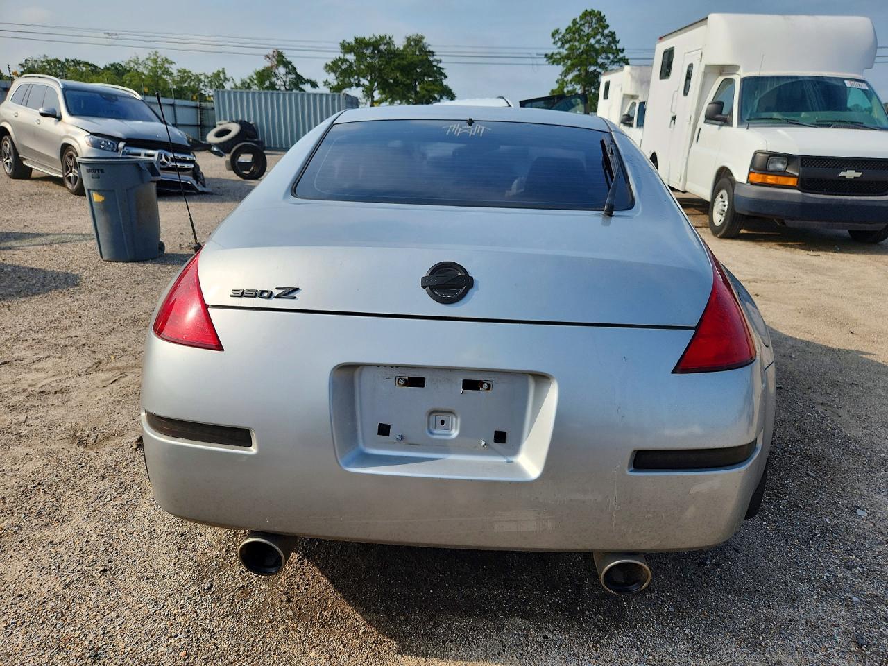 2005 Nissan 350Z Base - Image 6