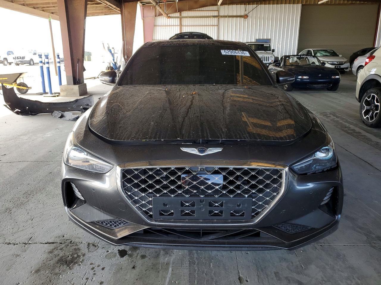 2021 Genesis G70 3.3T - Фото 5