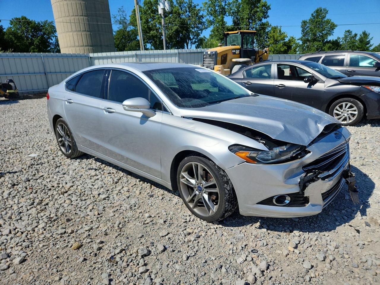 2016 Ford Fusion Titanium - Image 4