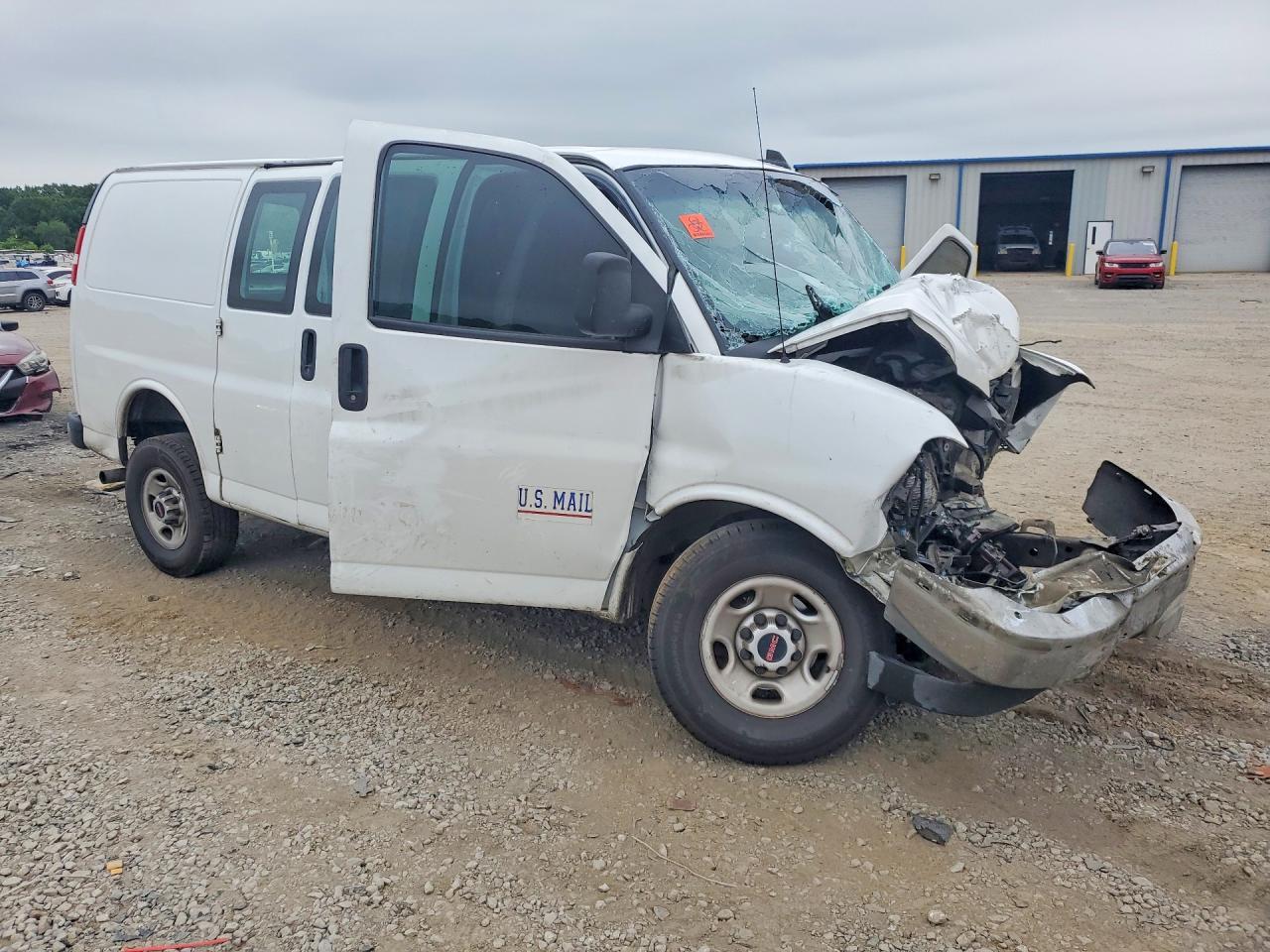 2020 GMC Savana G2500 - Image 4
