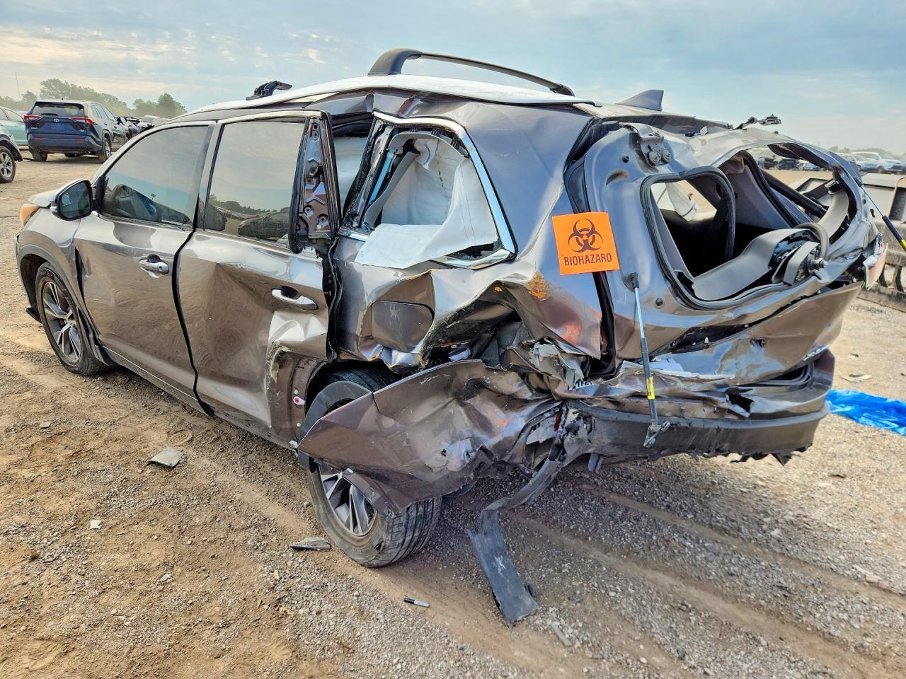 2016 Toyota Highlander Xle - Фото 2