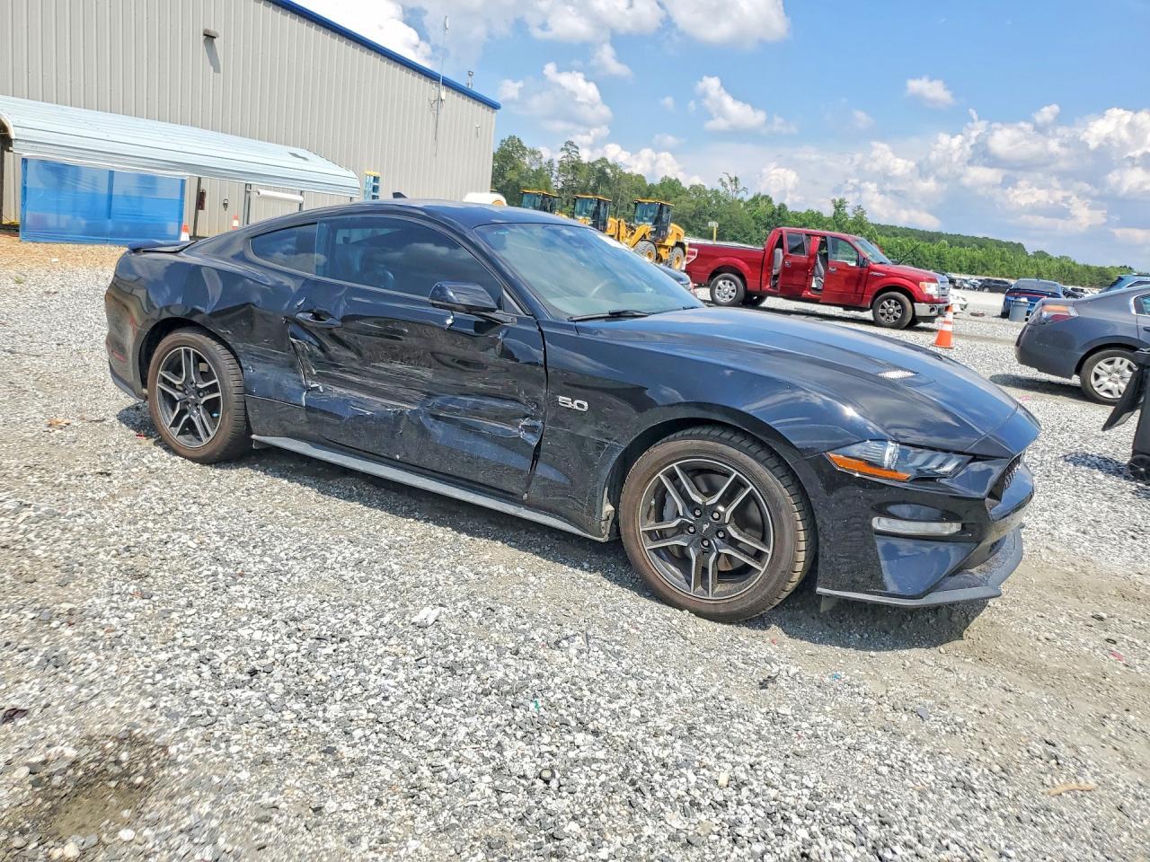 2023 Ford Mustang Gt - Фото 4