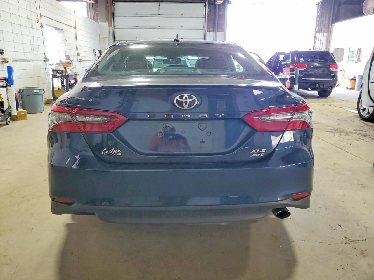 2021 Toyota Camry Xle - Фото 6