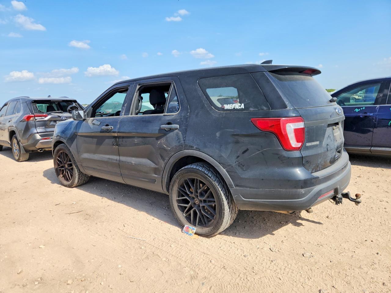 2018 Ford Explorer Police Interceptor - Image 2