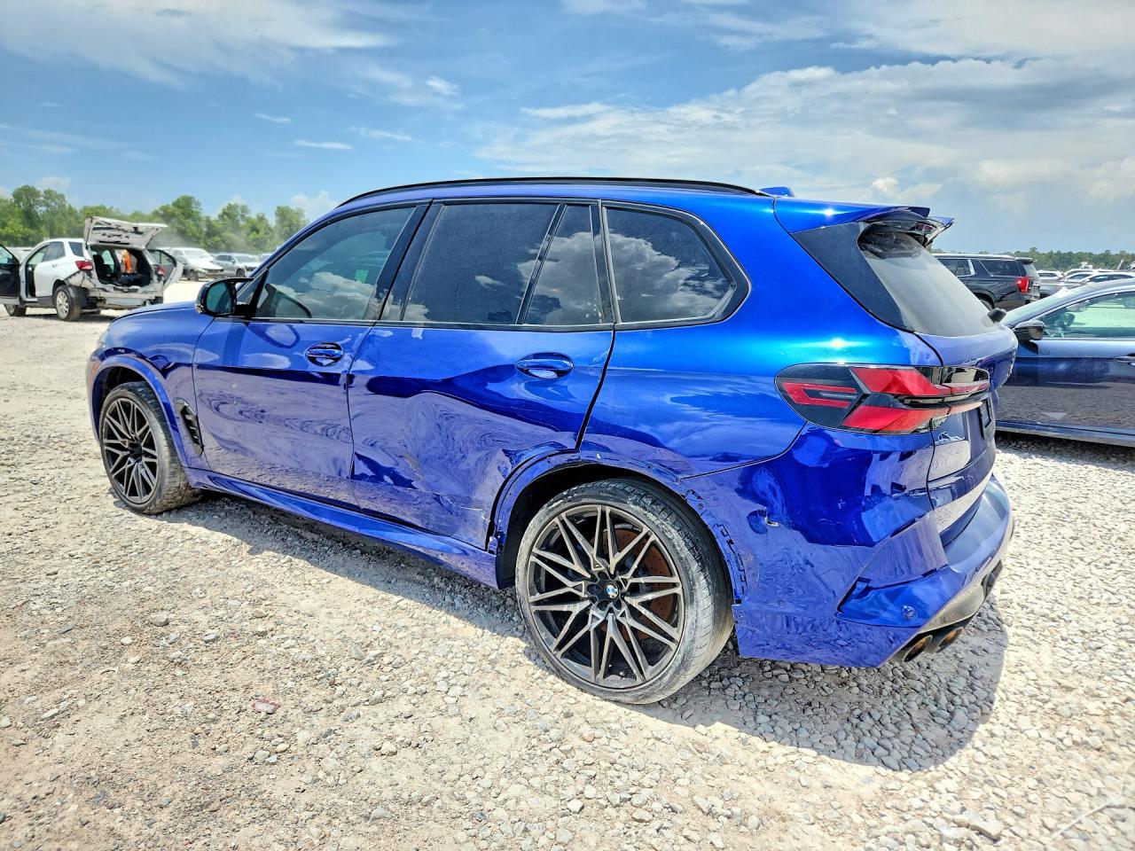 2024 BMW X5 M Competition - Фото 2