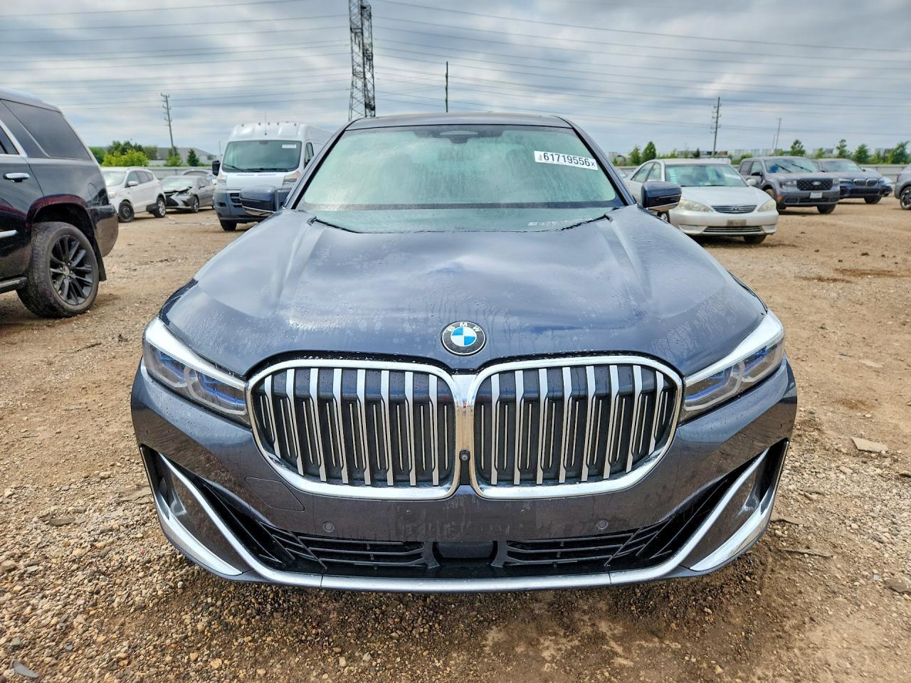 2020 BMW 750 Xi - Фото 5