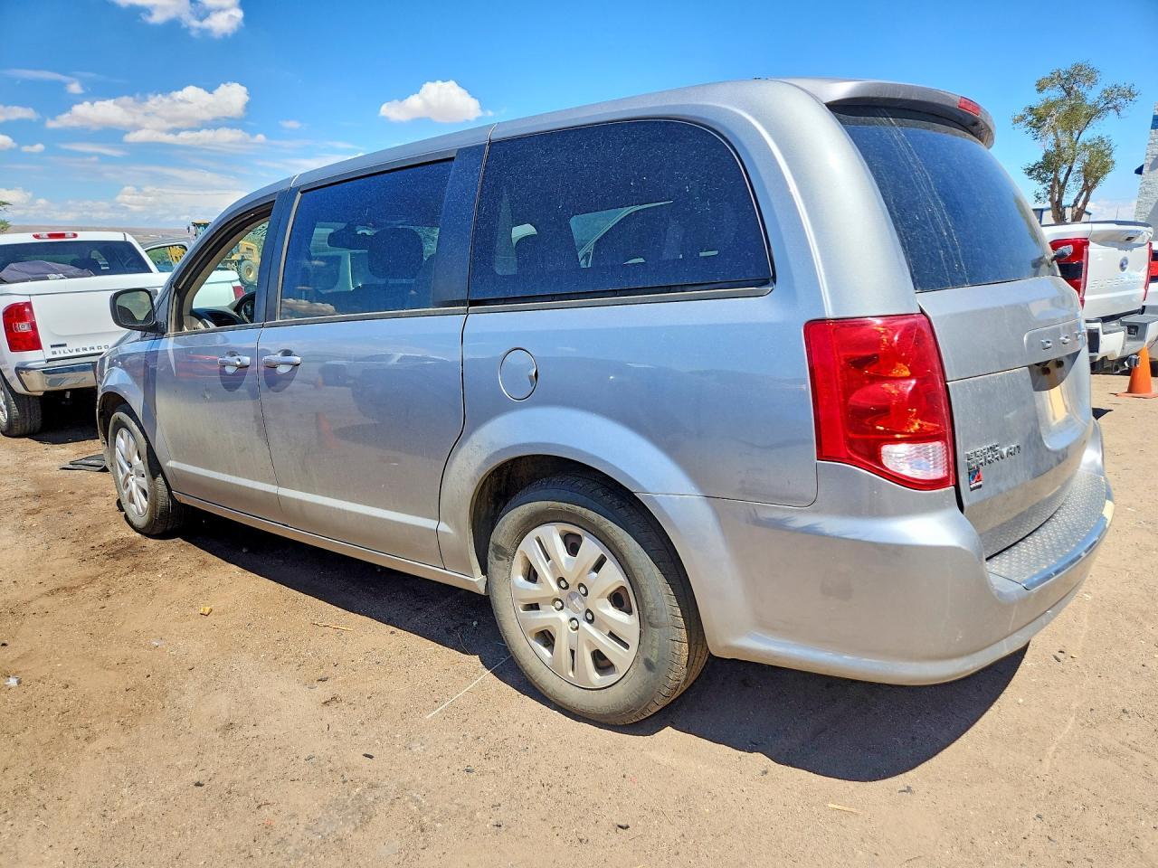 2018 Dodge Grand Caravan Se - Image 2