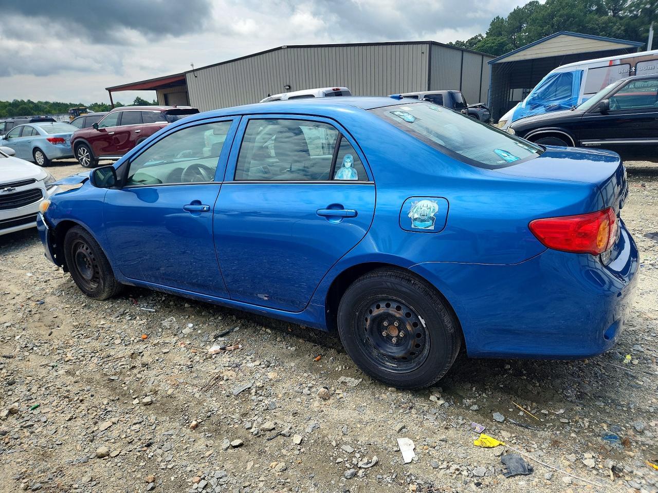 2010 Toyota Corolla Le - Фото 2