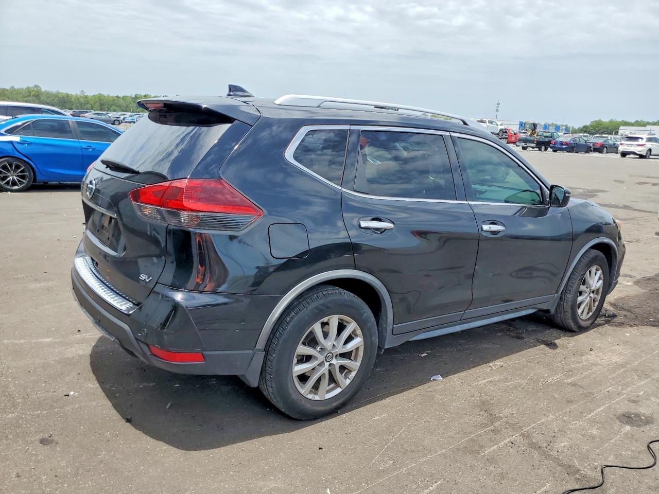 2020 Nissan Rogue Sv - Фото 3