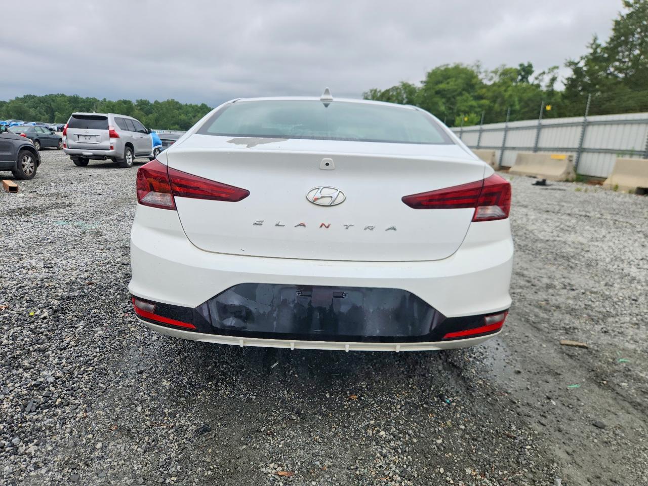 2020 Hyundai Elantra Sel - Фото 6