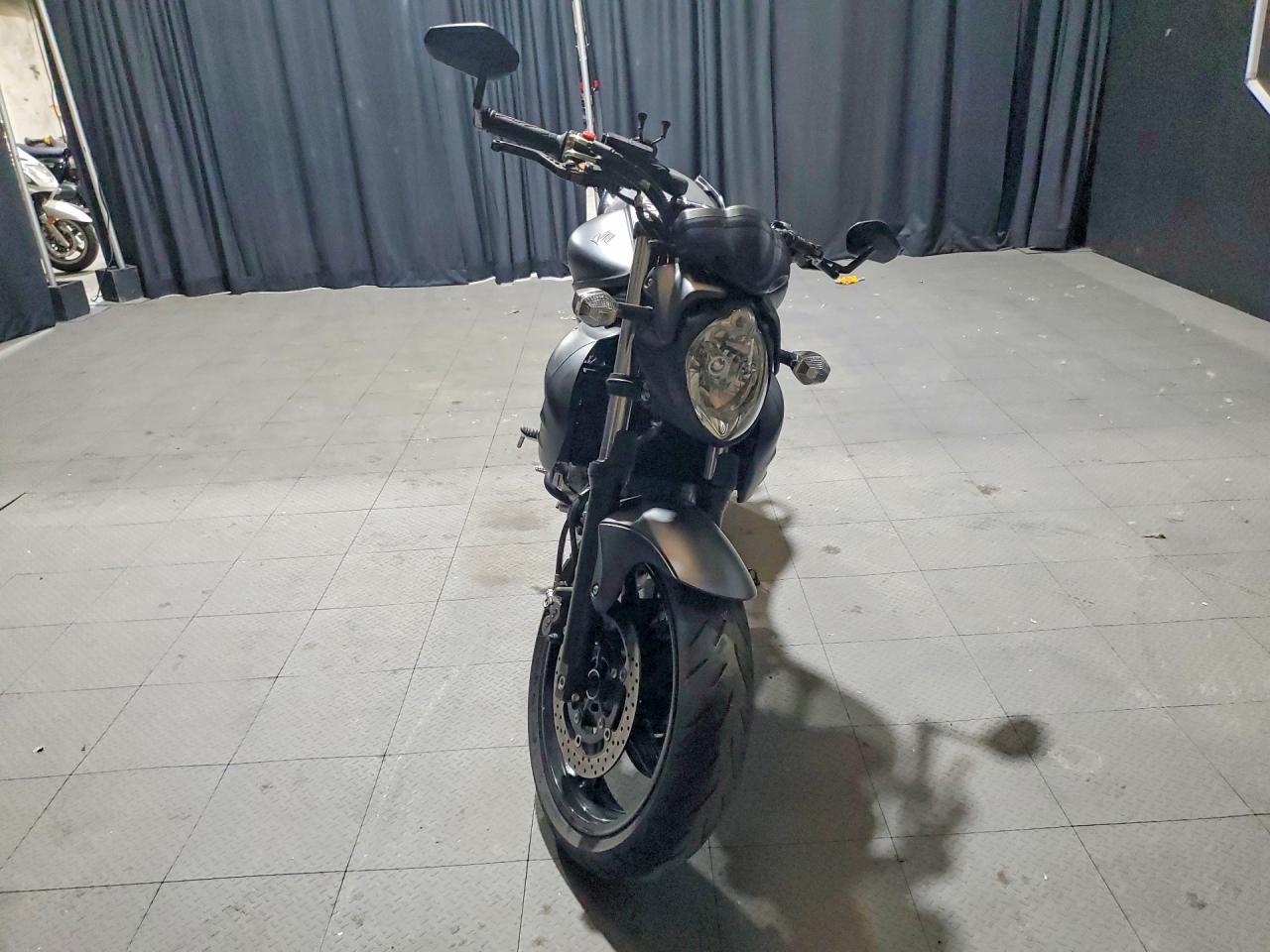 2013 Suzuki Sv650 - Фото 2