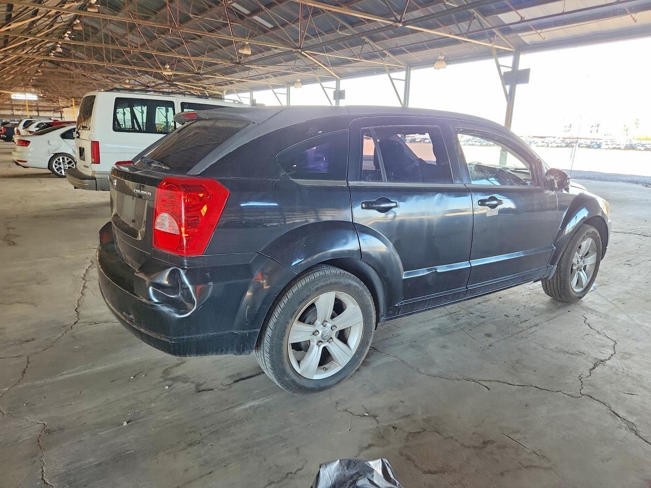 2010 Dodge Caliber Mainstreet - Image 3