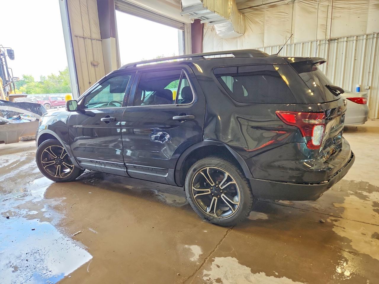 2014 Ford Explorer Sport - Фото 2