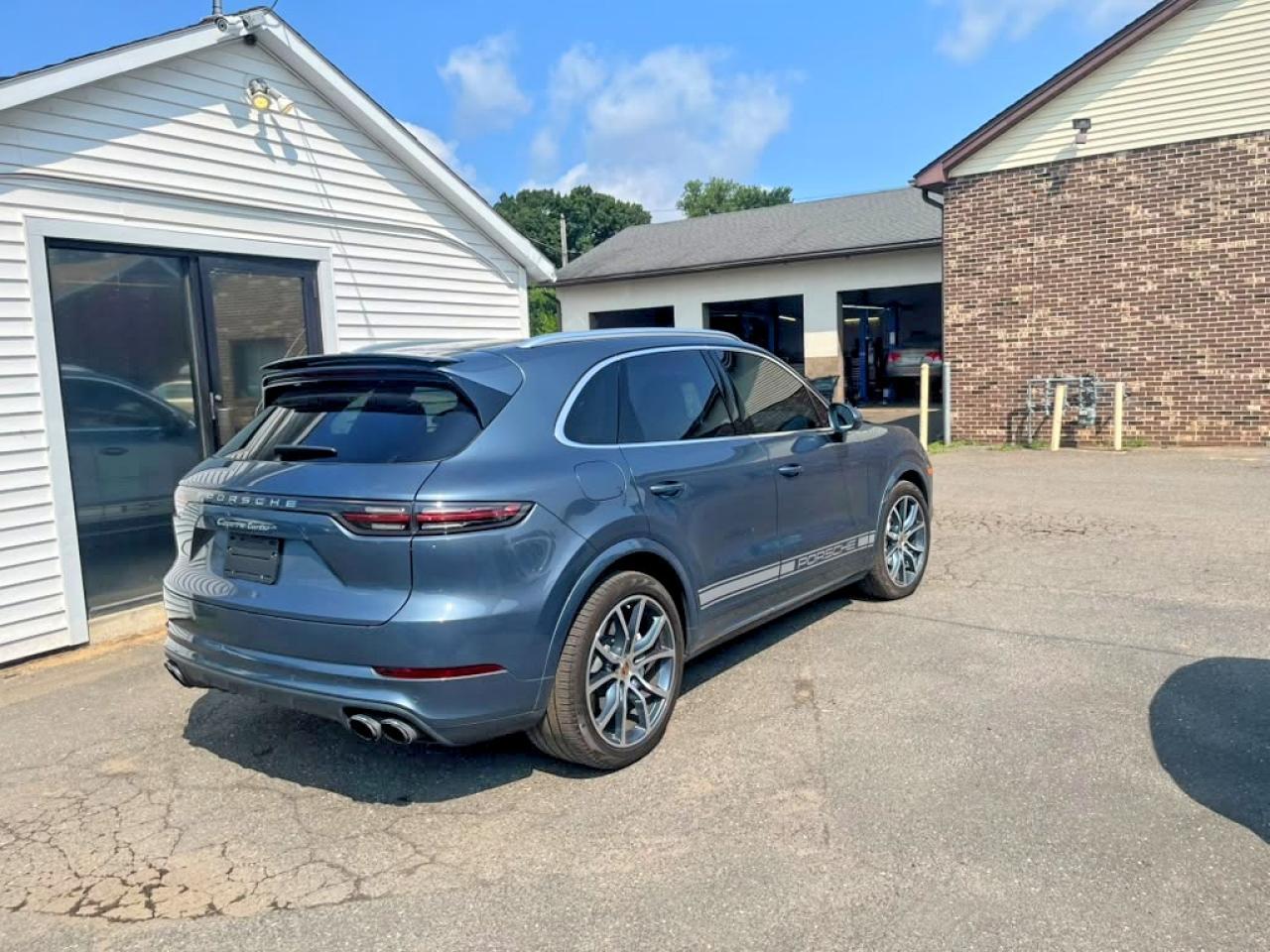 2020 Porsche Cayenne Turbo - Image 3