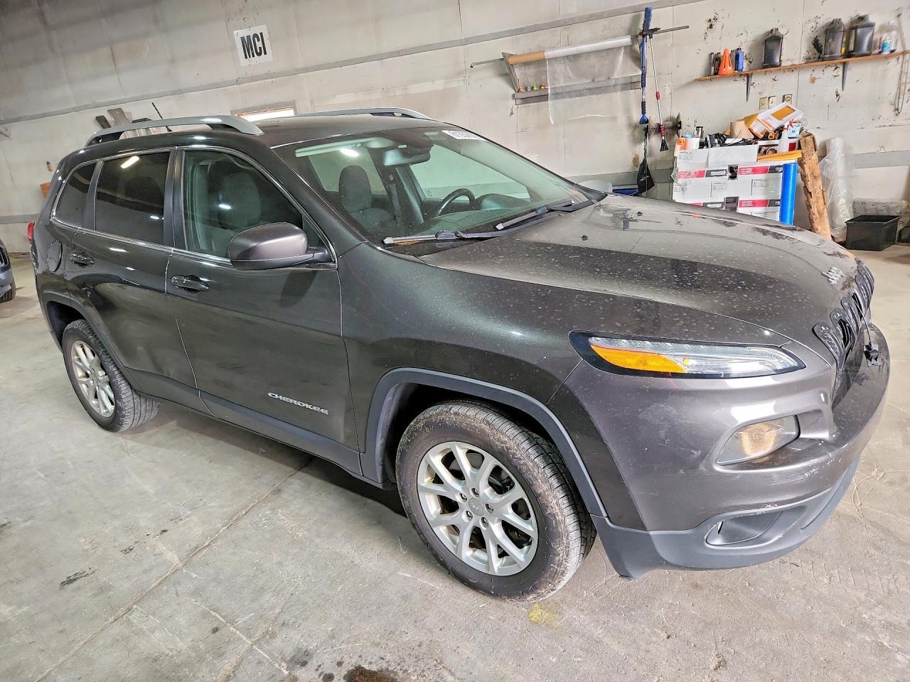 2016 Jeep Cherokee Latitude - Фото 4
