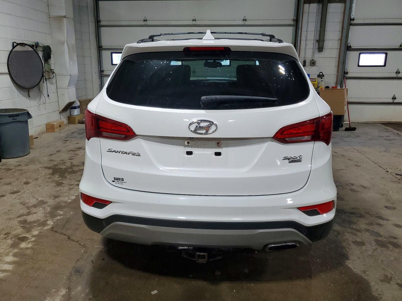 2017 Hyundai Santa Fe Sport 2.4L - Image 6