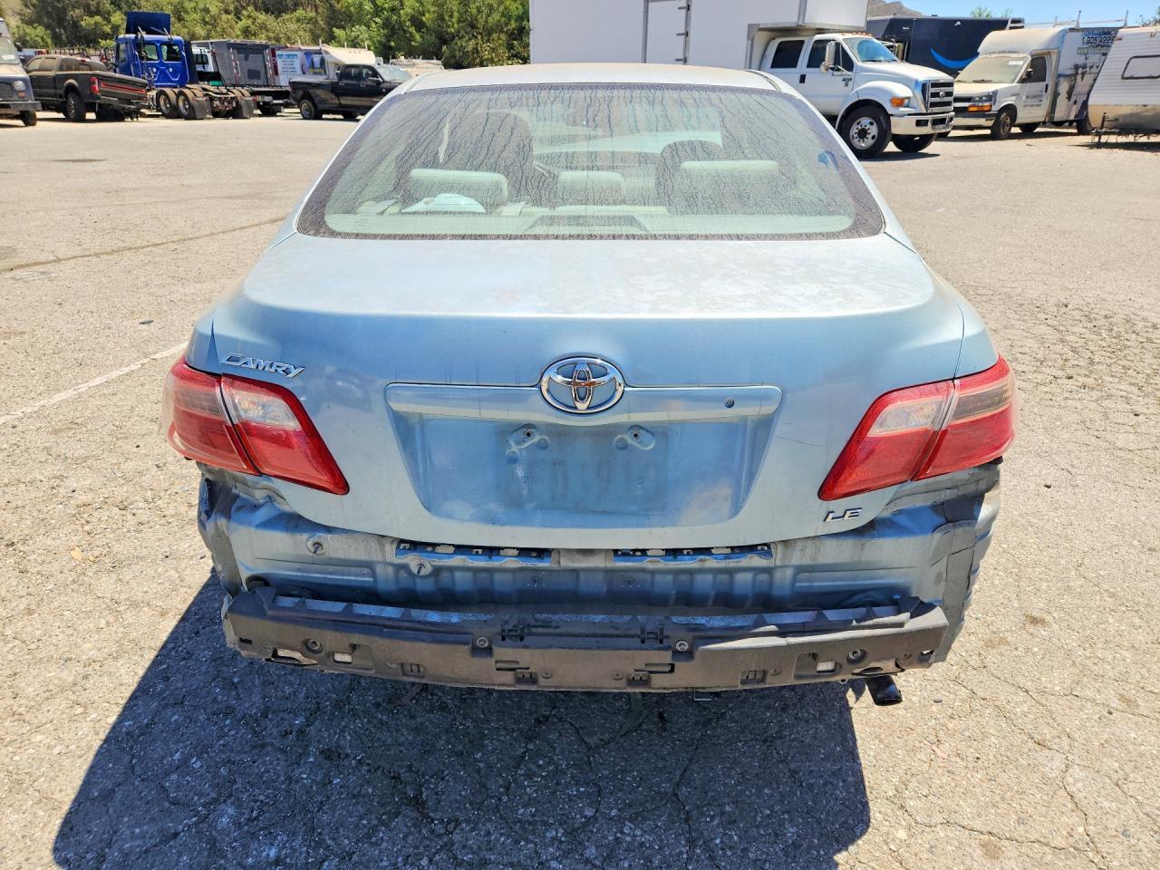 2009 Toyota Camry Le - Фото 6