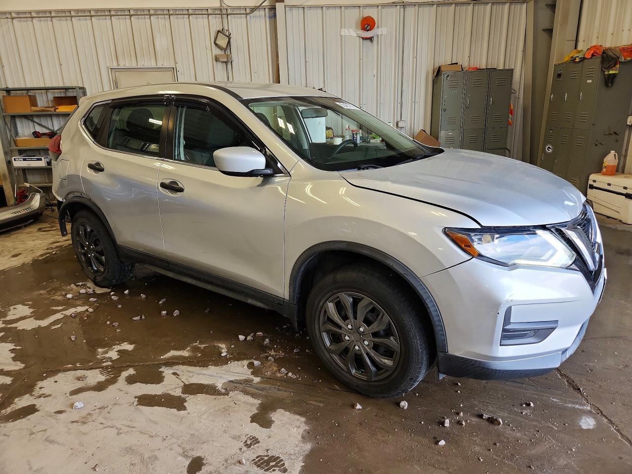 2018 Nissan Rogue S - Image 4